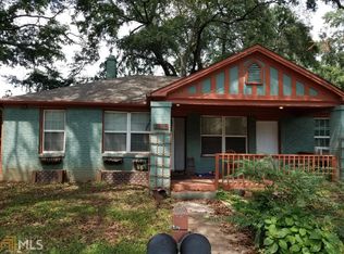 2295 Dauphine St, East Pt, GA 30344