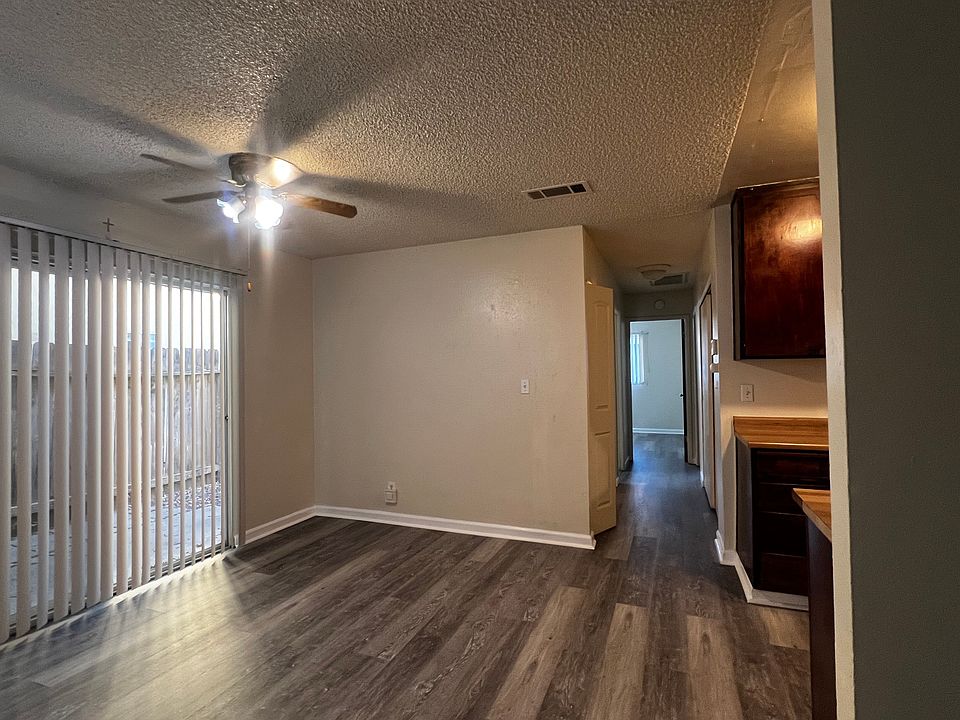 1st image of 2756 Burlington Pl #2756