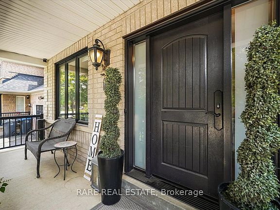 4th image of 6 Hiberton Cres