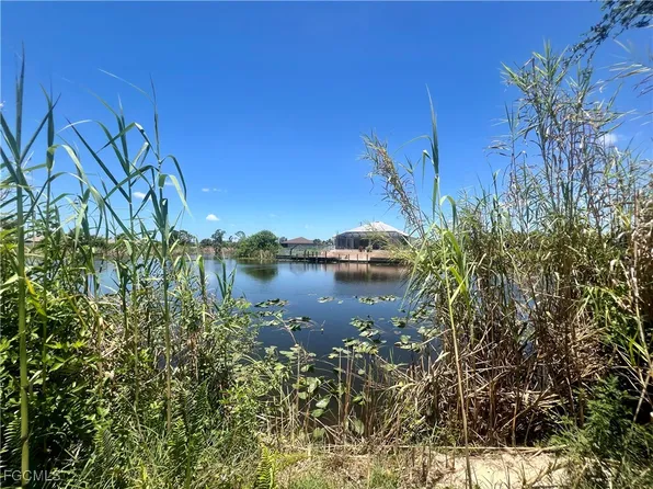 2229 NW 9th Ter, Cape Coral, FL 33993