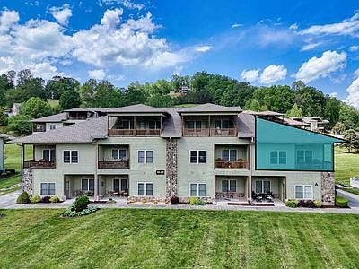 2nd image of 1649 Lakeview Dr #H