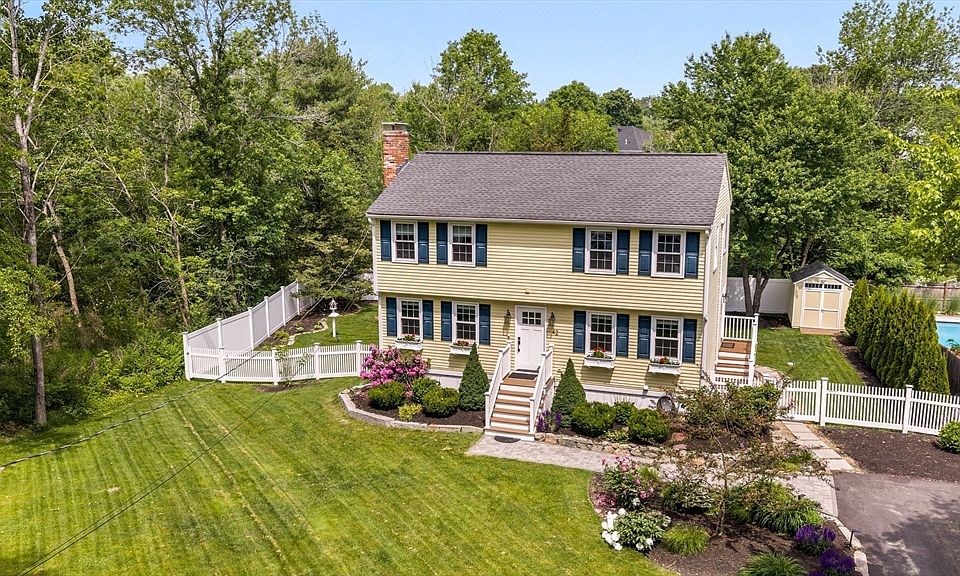 1st image of 42 Hale St