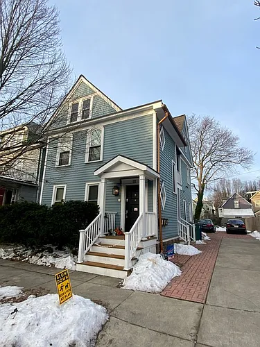 60 Mariner St #FRONT Photo 1