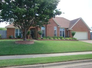 6674 Bright Star Ln, Bartlett, TN 38134