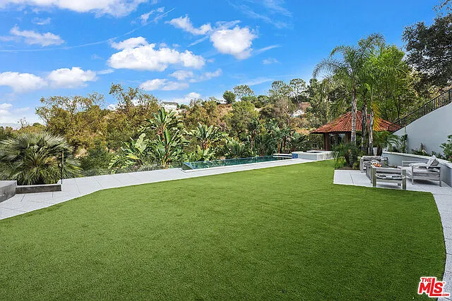 3373 Coldwater Canyon Ave — Photo 39