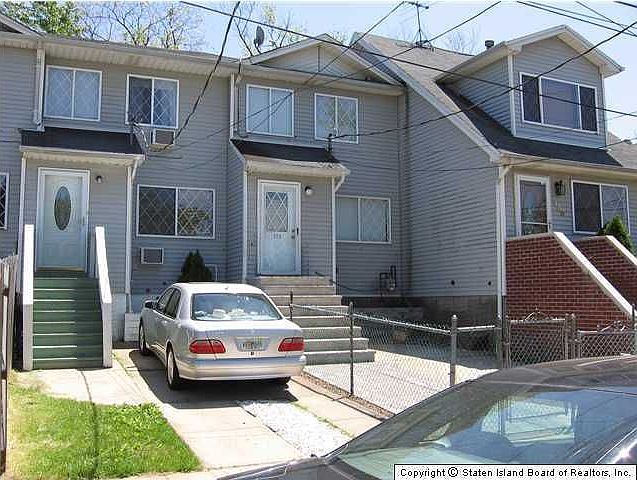 2 bedrooms priced to sell,close to vz bridge,& ocean