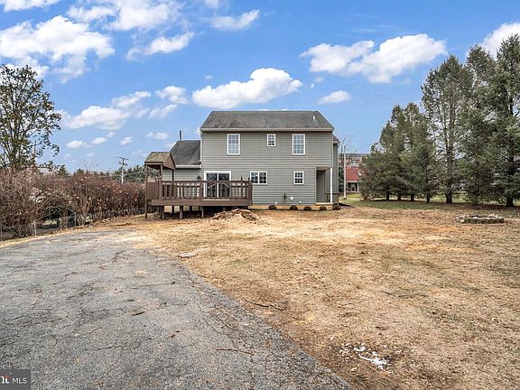 2nd image of 360 N Main St