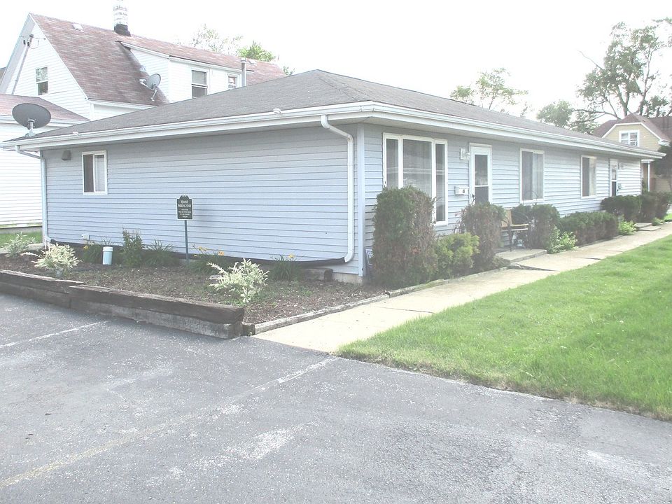 1st image of 2609 Commercial Ave