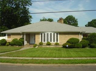 25 Clifford St, Carteret, NJ 07008