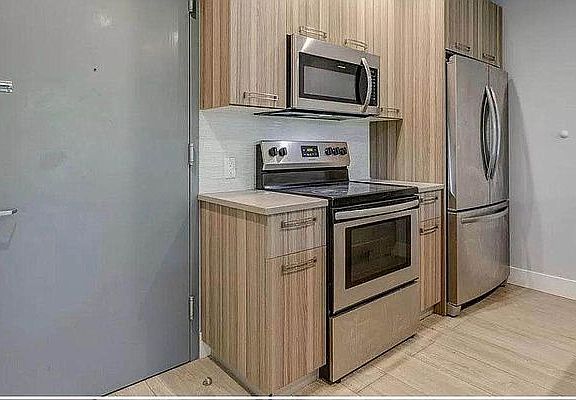 3rd image of 2812 Kings Hwy #3