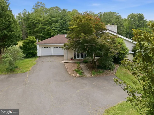 10108 Baileysburg Ln, Nokesville, VA 20181