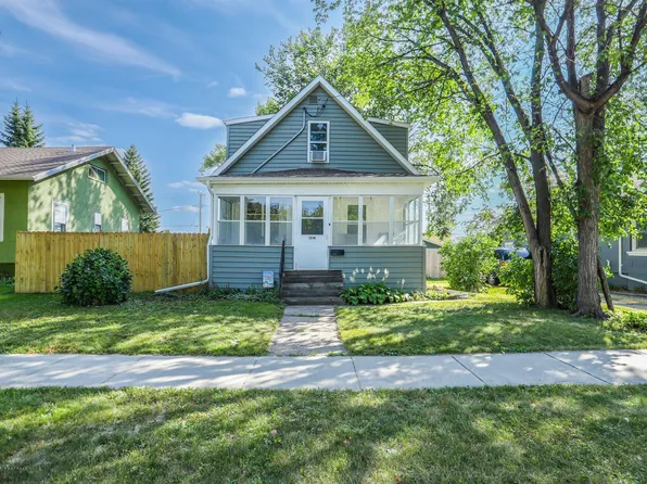 1514 3rd Ave N, Fargo, ND 58102