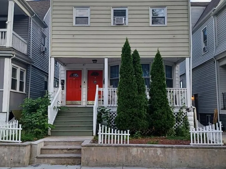 47 Hilton St #2 — Photo 1