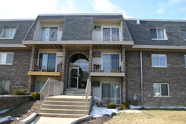 1st image of 876 Cider Ln APT 302