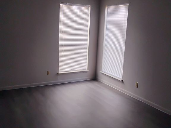 3rd image of 16111 Aspenglen Dr APT 502