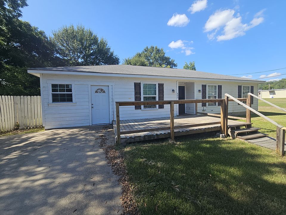 1st image of 409 E Kerr Ave