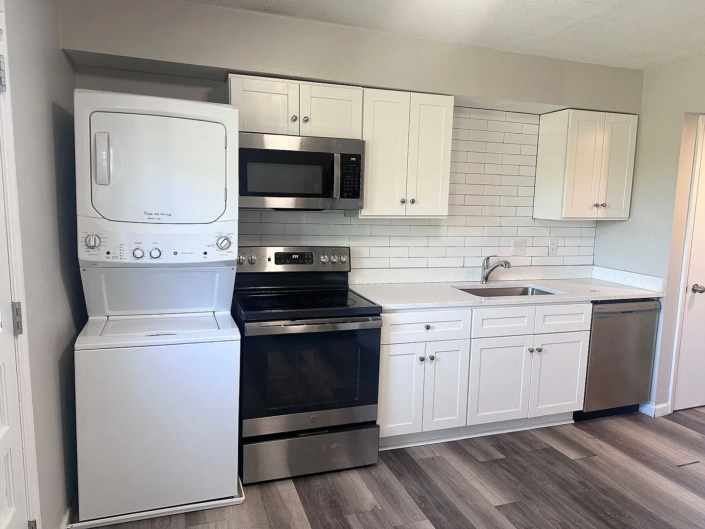 Welcome to Royal Valley Apartments Blue Springs — Photo 3