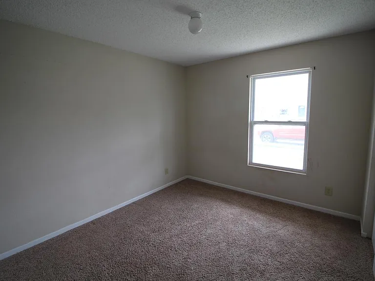 2612 Chilton Dr — Photo 6