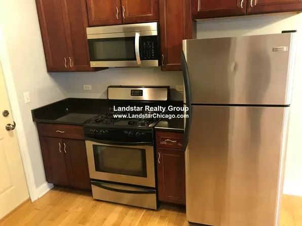 4542 W George St #3A, Chicago, IL 60641