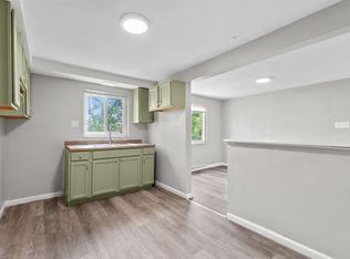 300 Thompson Ave #1, Clairton, PA
