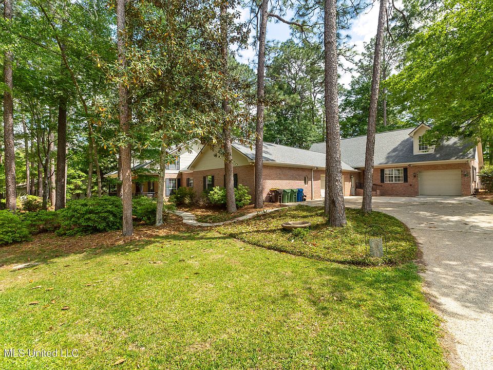1st image of 87 Fairlake Cir
