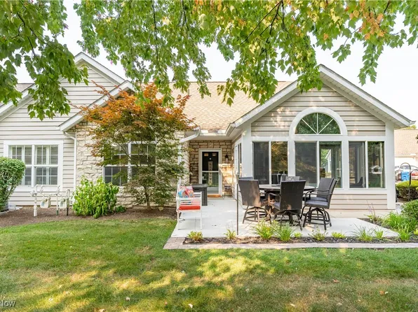 538 Morningstar Dr, Tallmadge, OH 44278