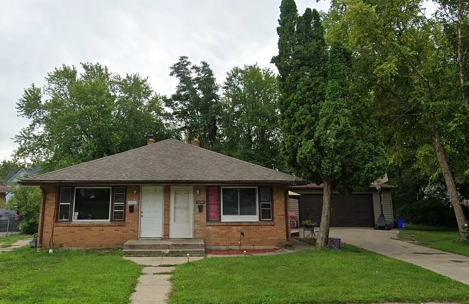 1212 Blaisdell St photo 1