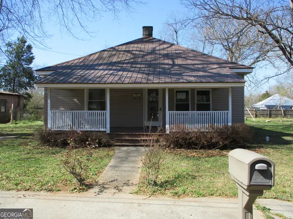 202 Ray St, Union Point, GA 30669