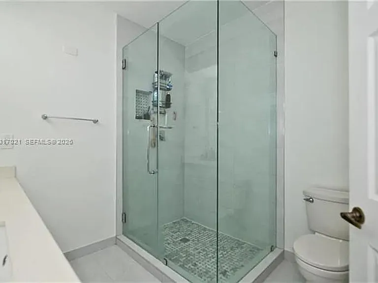 7772 NW 114th Pl — Photo 36
