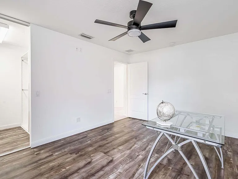 8270 Eleuthera Ln — Photo 19
