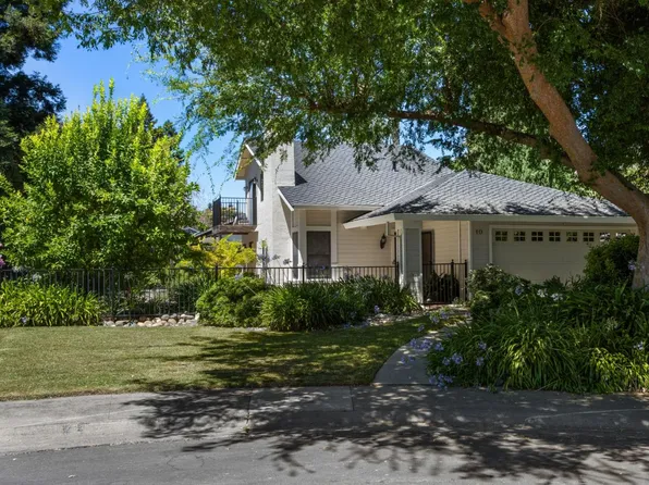 10 Tidewater Ct, Sacramento, CA 95831