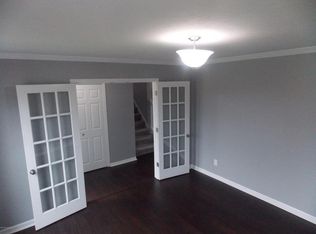 4404 Century Rd, Jeffersontown, KY 40299