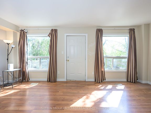 3rd image of 600 Sarnia Rd #29