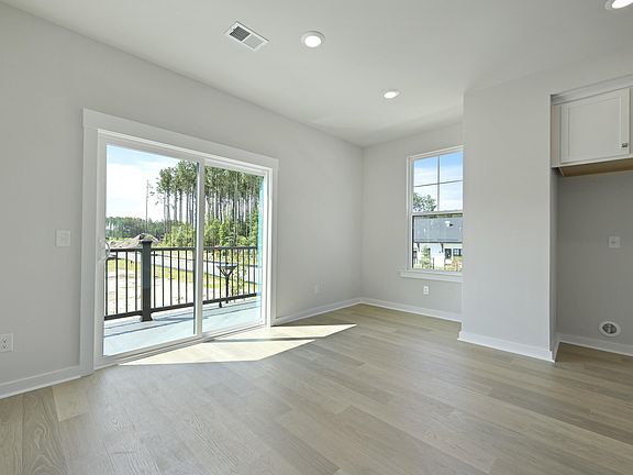 7th image of this home