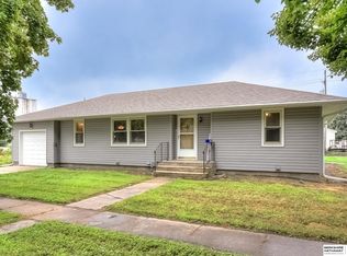 321 W 7th St, North Bend, NE 68649