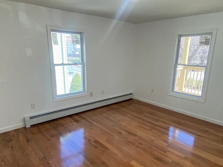 125 Wall St #2 — Photo 6