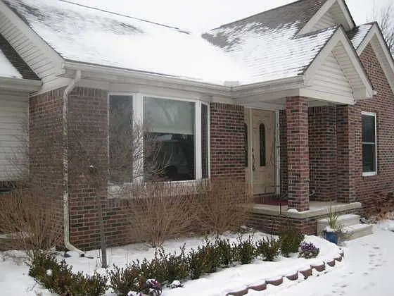 3570 Walnut Ave photo 1