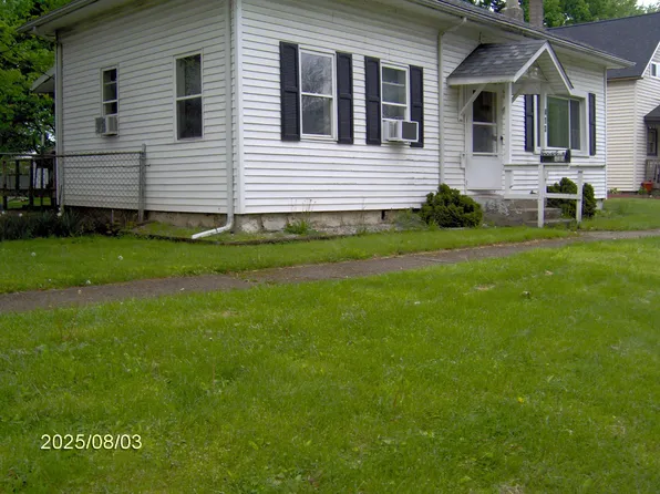 413 S Clay St, Sturgis, MI 49091