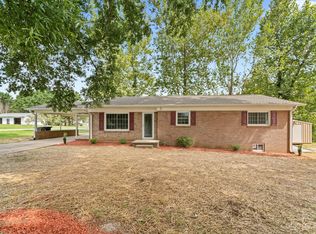 69 Telephone Exchange Rd, Hickory, NC 28601