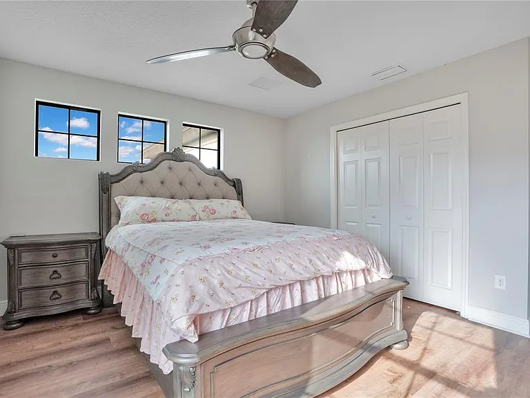 21914 Butterfly Kiss Dr — Photo 31