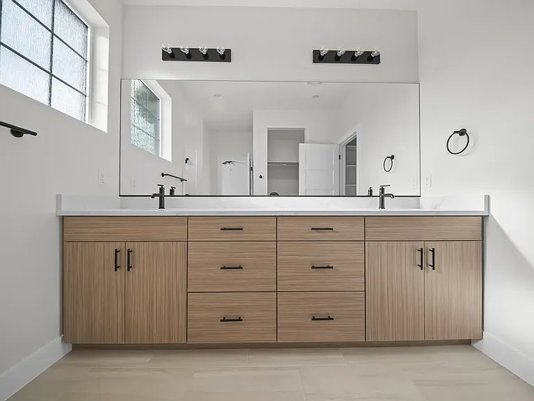 2305 E Kiabito Ln — Photo 28