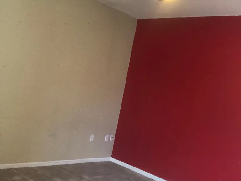 4424 SE Michigan Ave — Photo 3