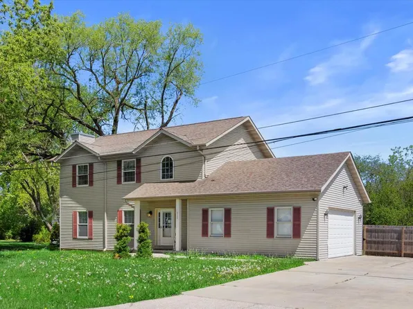 10704 West Appleton AVENUE, Milwaukee, WI 53225