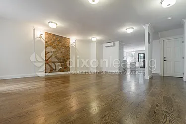 Rented by Dixon Advisory USA Inc.