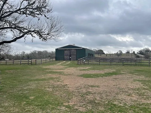 2944 Old Highway 36 Rd — Photo 17