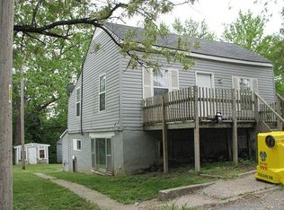 124 S 6th St, Lexington, MO 64067