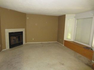 999 Porter Ave APT 5, Stockton, CA