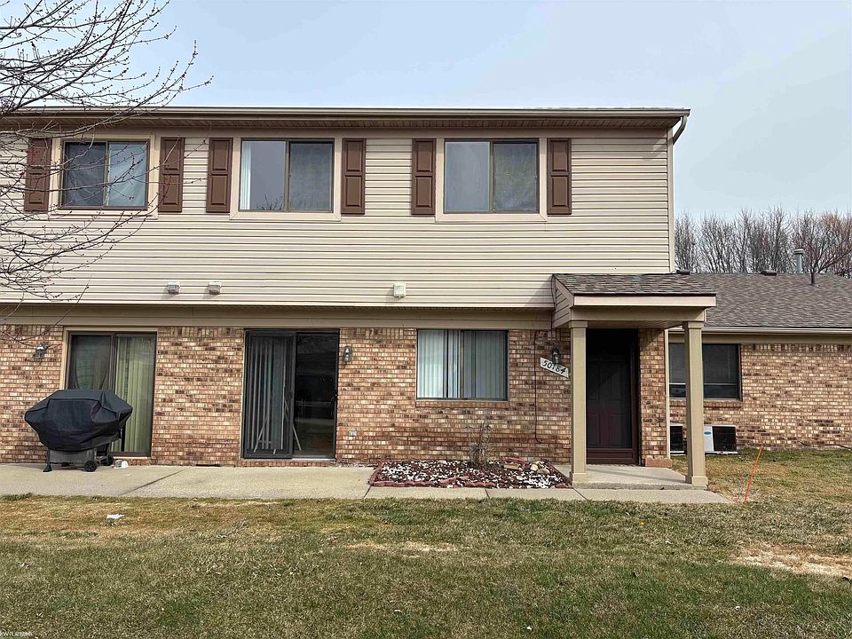 1st image of 50184 N Horst Ct
