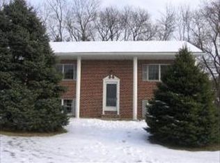 65 Browning Rd, Lancaster, PA 17602