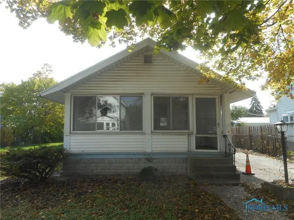 904 Woodward Ave, Toledo, OH 43608